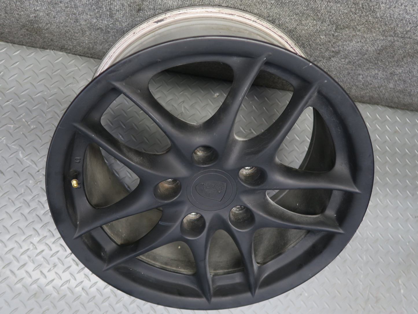 1999-2004 Porsche 911 996 Rear R17" Alloy Wheel Rim 17x8.5J ET48 98636212607