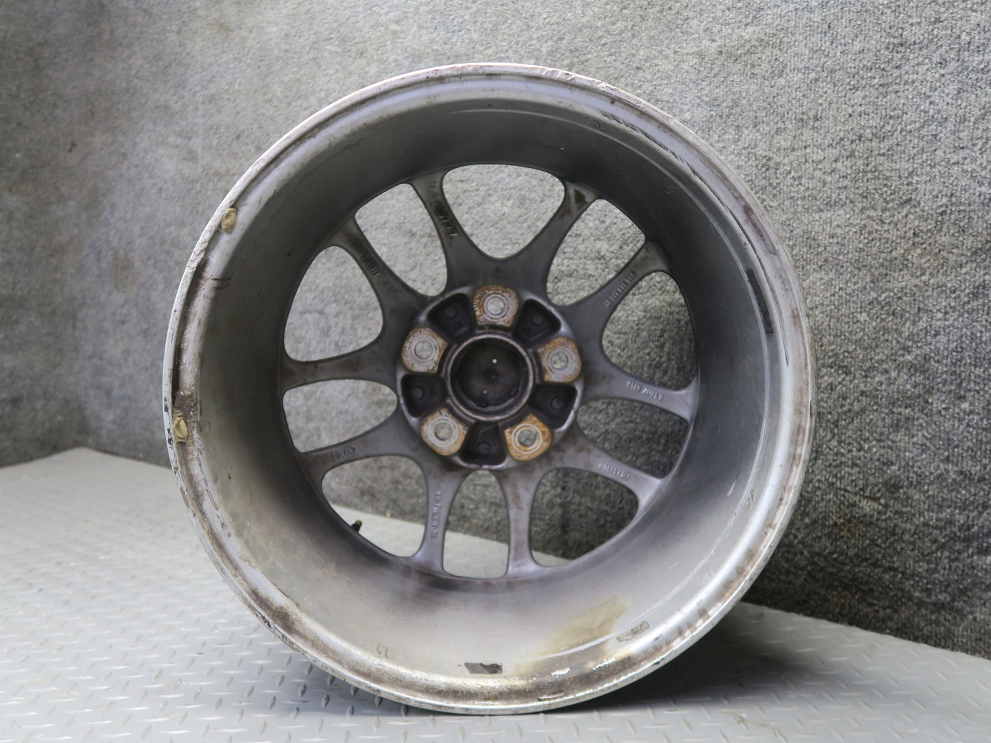 1999-2004 Porsche 911 996 Rear R17" Alloy Wheel Rim 17x8.5J ET48 98636212607