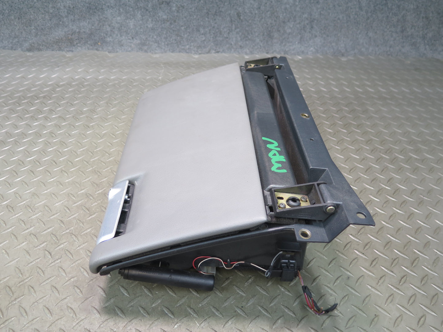 2002-2005 Porsche 911 Carrera 996 Front Right Dash Glove Box Door Lid