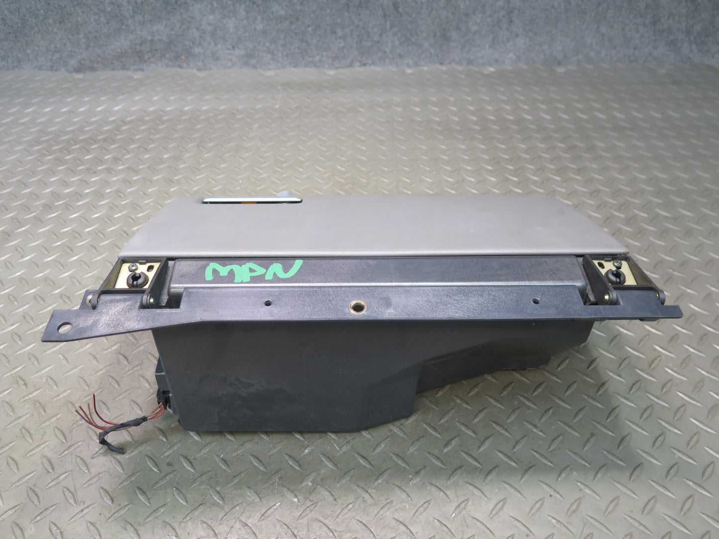 2002-2005 Porsche 911 Carrera 996 Front Right Dash Glove Box Door Lid