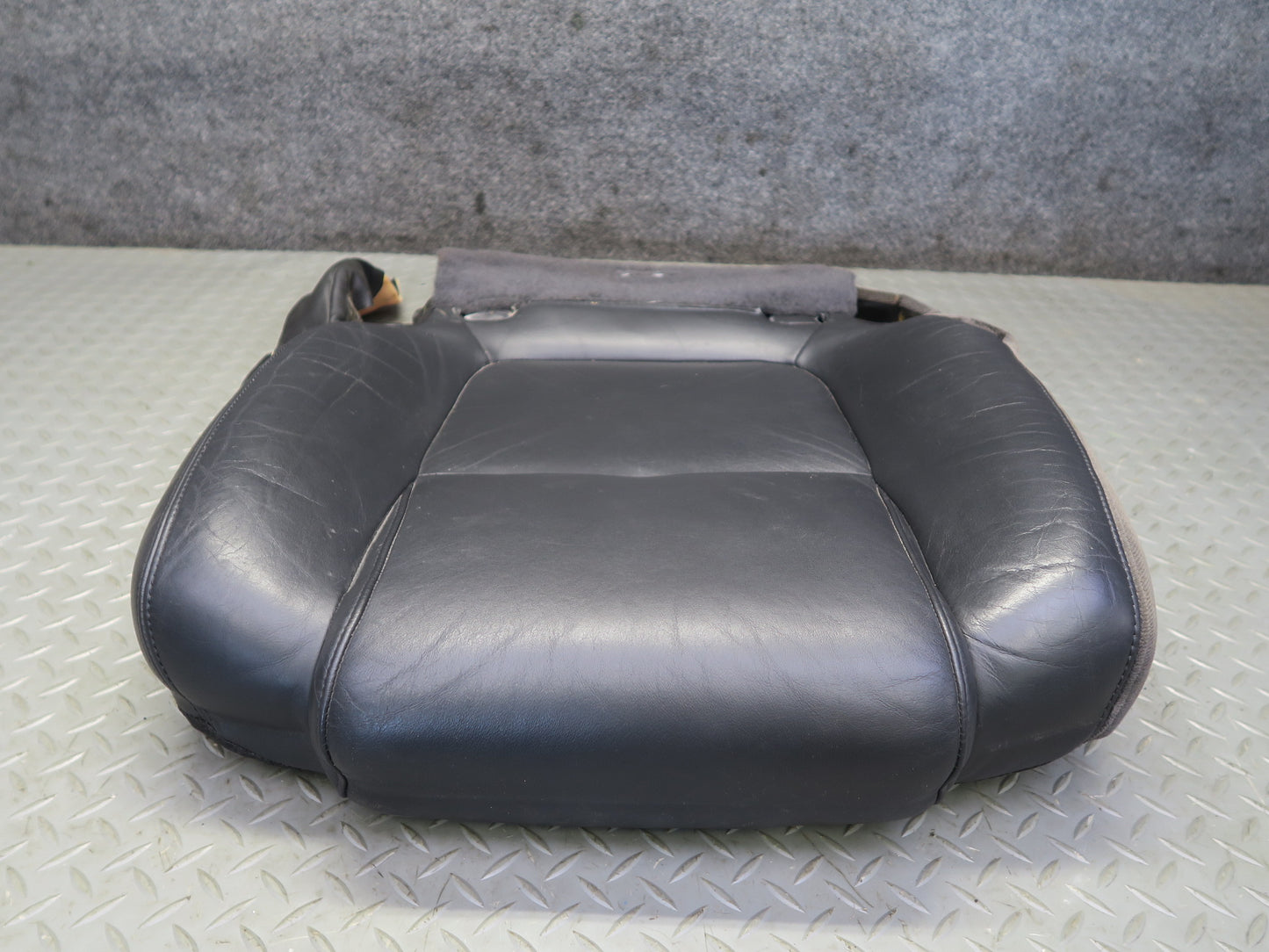 03-06 Chevrolet SSR Front Right Seat Lower Leather Cushion Black 49K Miles OEM