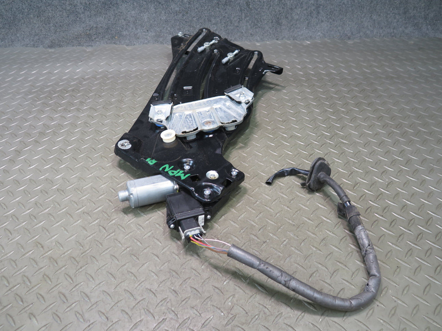 1999-2005 Porsche 911 996 Convertible Rear Left Side Window Regulator w Motor