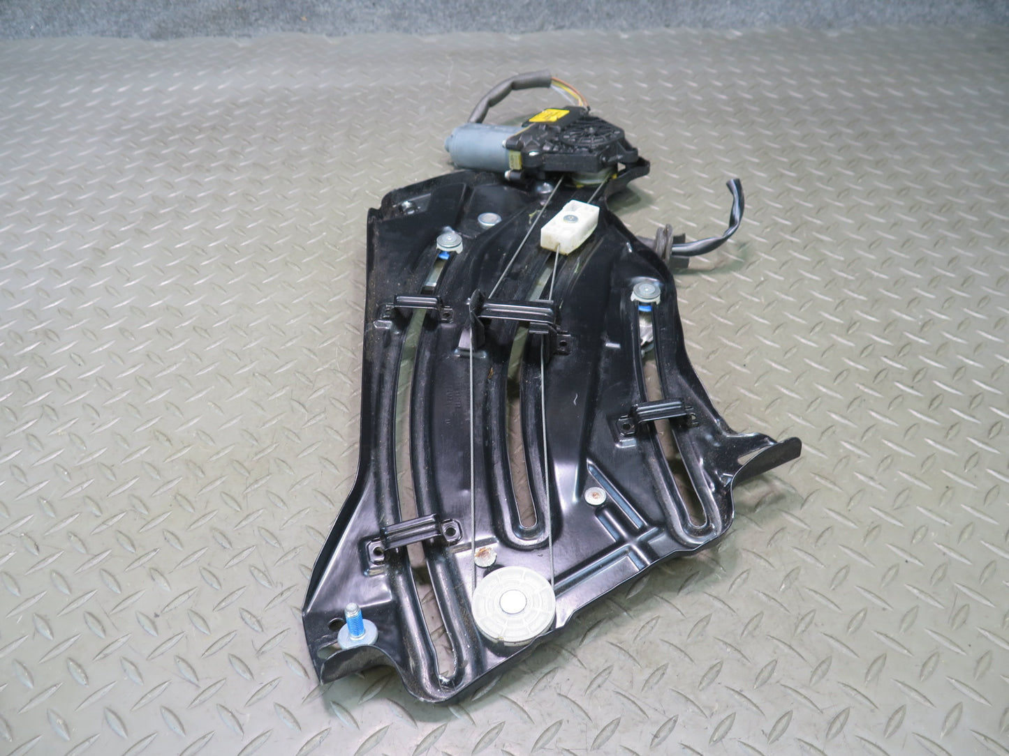 1999-2005 Porsche 911 996 Convertible Rear Left Side Window Regulator w Motor