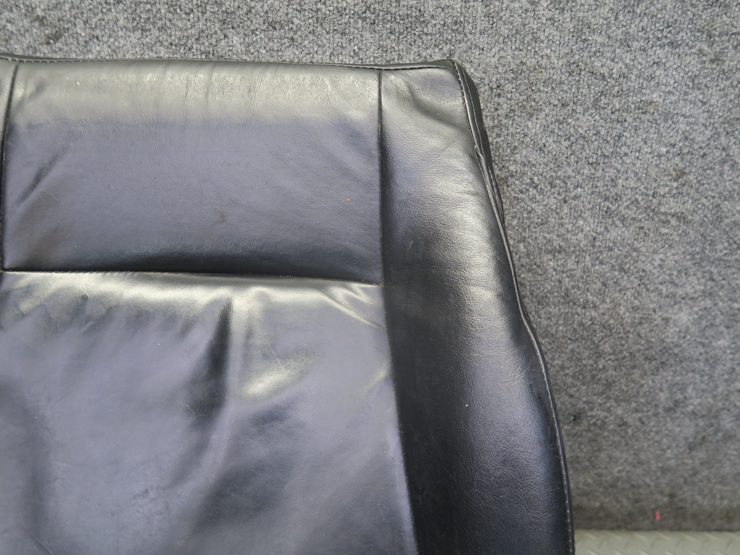 00-02 Toyota MR2 Spyder ZZW30L Front Right Leather Seat Lower Cushion Black OEM