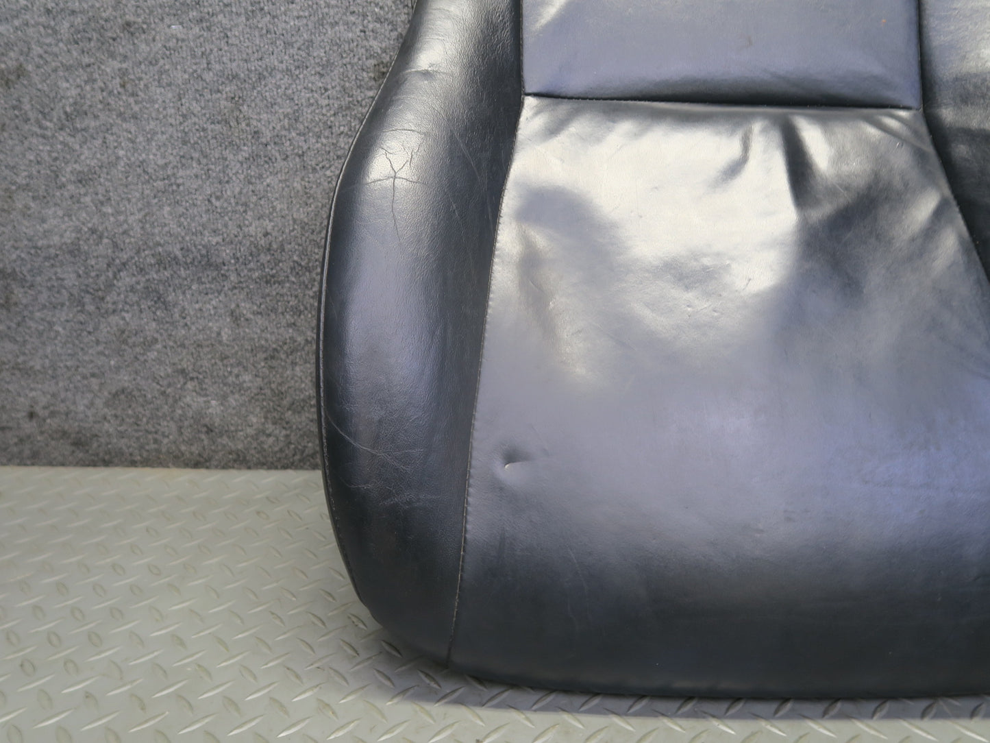 00-02 Toyota MR2 Spyder ZZW30L Front Right Leather Seat Lower Cushion Black OEM