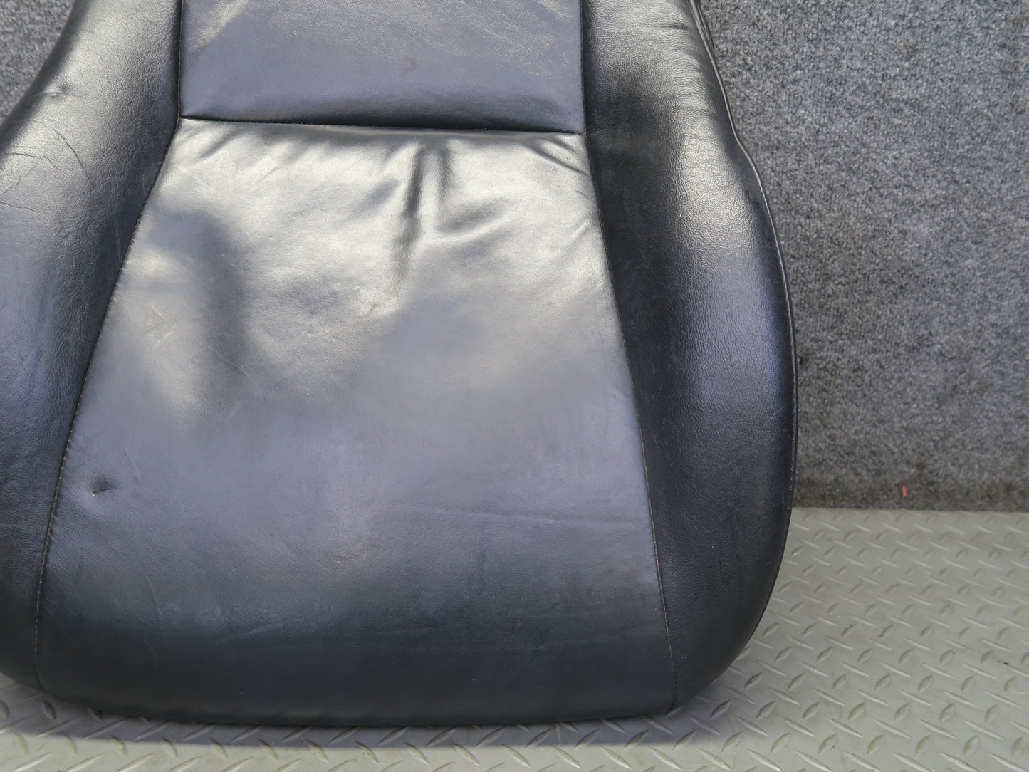 00-02 Toyota MR2 Spyder ZZW30L Front Right Leather Seat Lower Cushion Black OEM