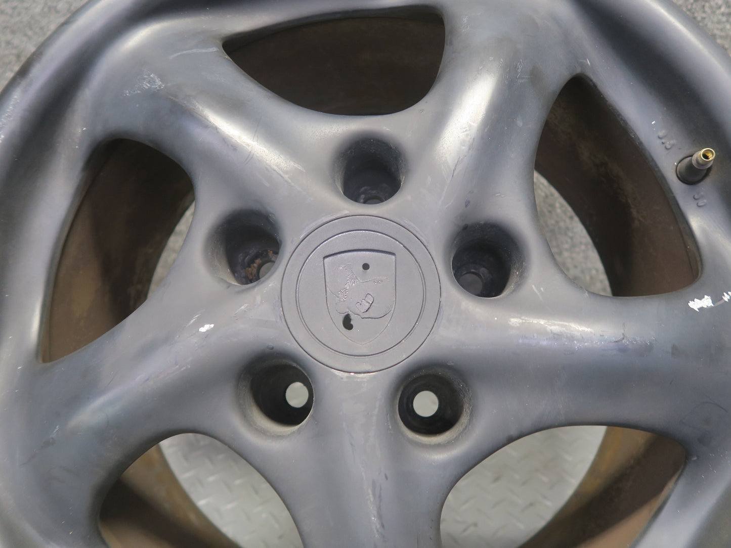 1999-2004 Porsche 911 996 Rear Alloy R17" Wheel Rim 17x8.5 ET50 99636212605
