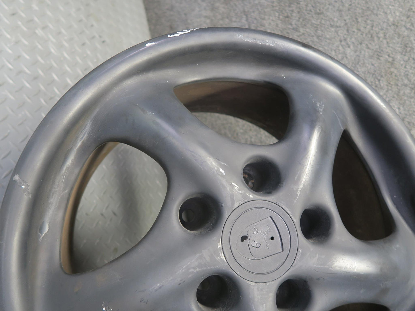 1999-2004 Porsche 911 996 Rear Alloy R17" Wheel Rim 17x8.5 ET50 99636212605