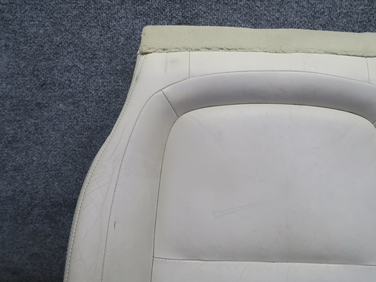 02-05 Lexus UZZ40L SC30 Front Right Leather Seat Lower Cushion Ecru OEM