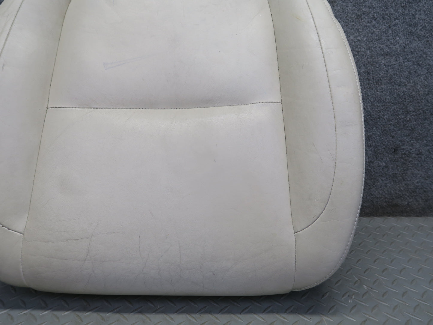 02-05 Lexus UZZ40L SC30 Front Right Leather Seat Lower Cushion Ecru OEM