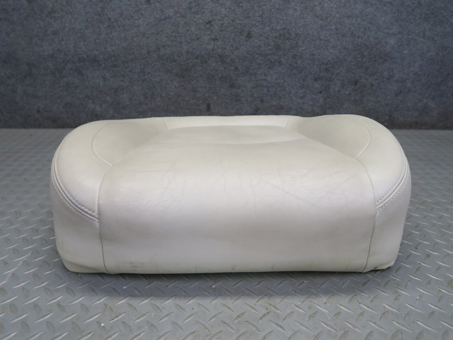 02-05 Lexus UZZ40L SC30 Front Right Leather Seat Lower Cushion Ecru OEM