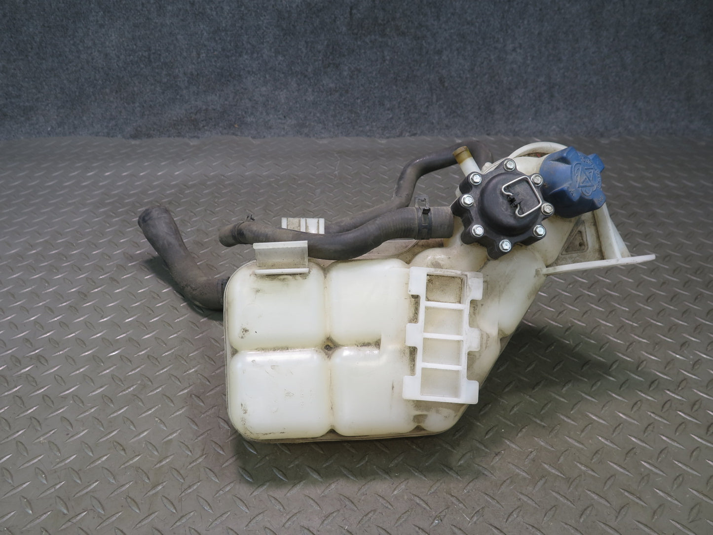 1999-2001 Porsche 911 996 Engine Overflow Expansion Reservoir Tank 99610604756