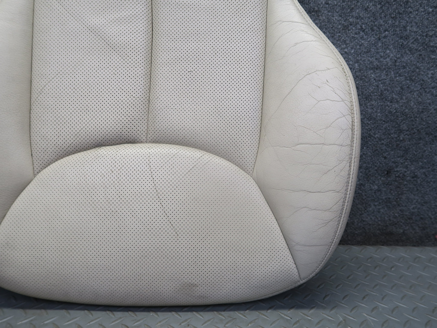 07-08 Mercedes R230 SL550 Front Left Seat Lower Leather Perforated Cushion OEM
