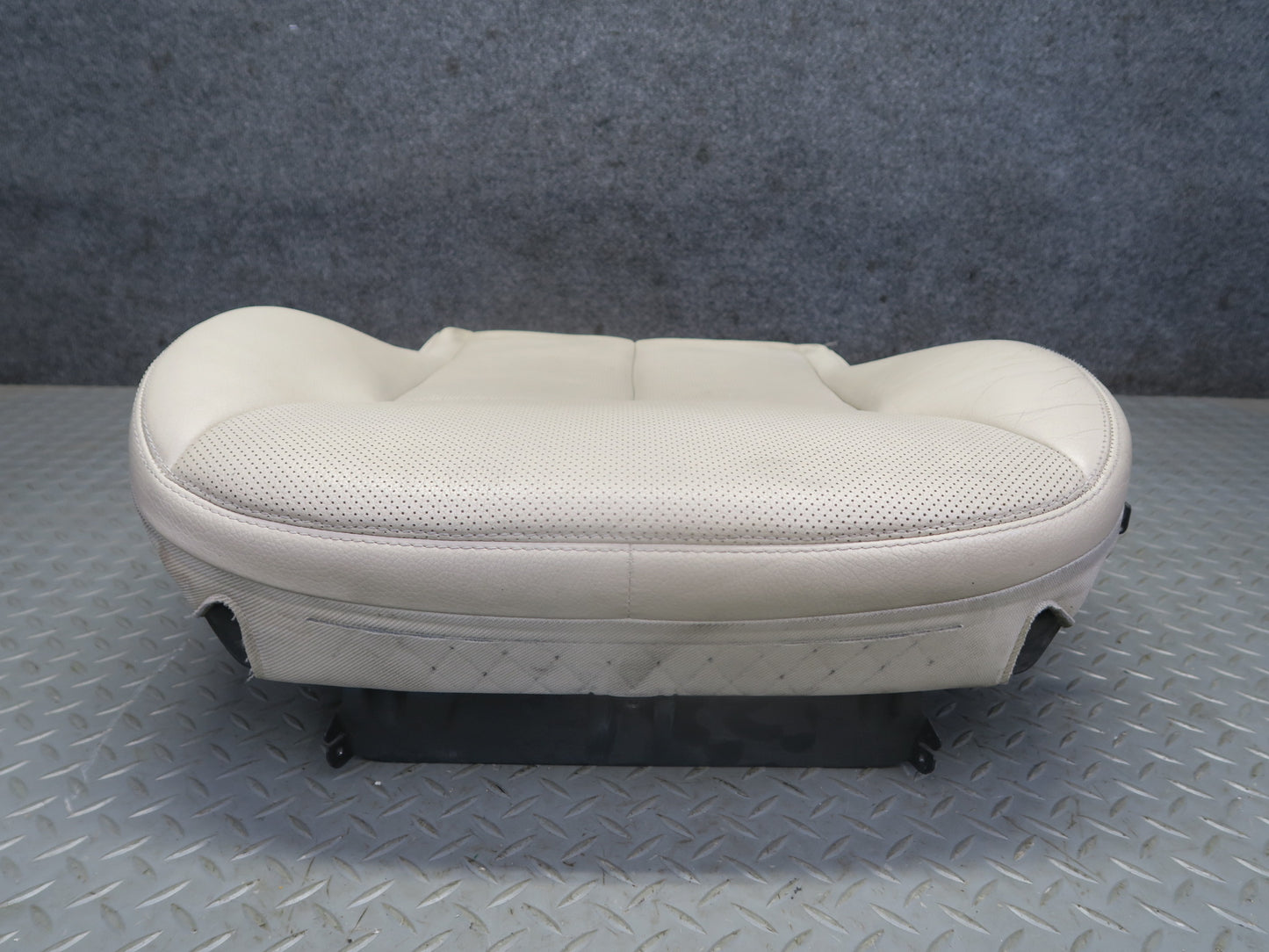 07-08 Mercedes R230 SL550 Front Left Seat Lower Leather Perforated Cushion OEM