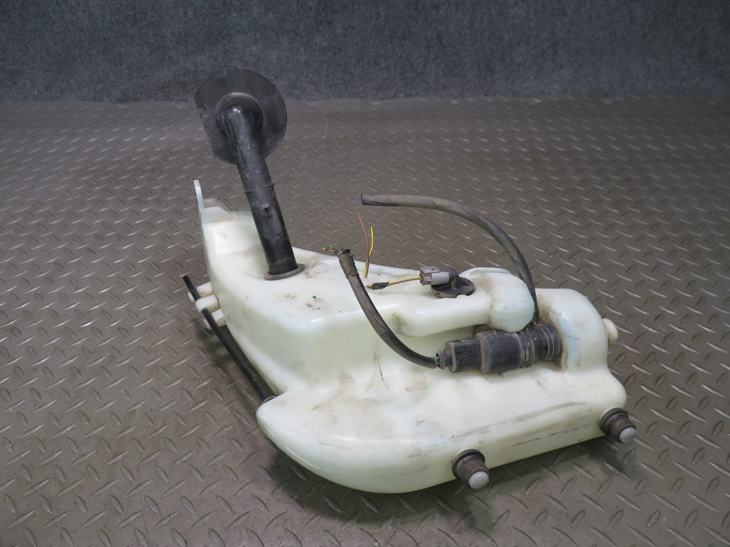 1999-2004 Porsche 911 996 Windshield Washer Fluid Reservoir w Neck & Pump