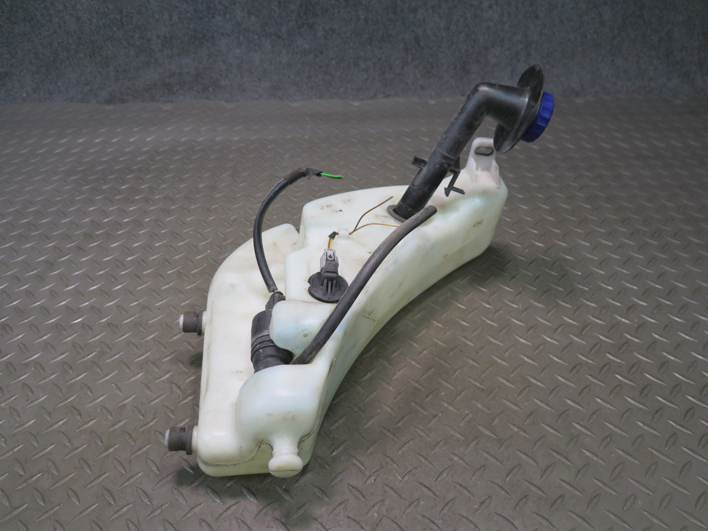1999-2004 Porsche 911 996 Windshield Washer Fluid Reservoir w Neck & Pump