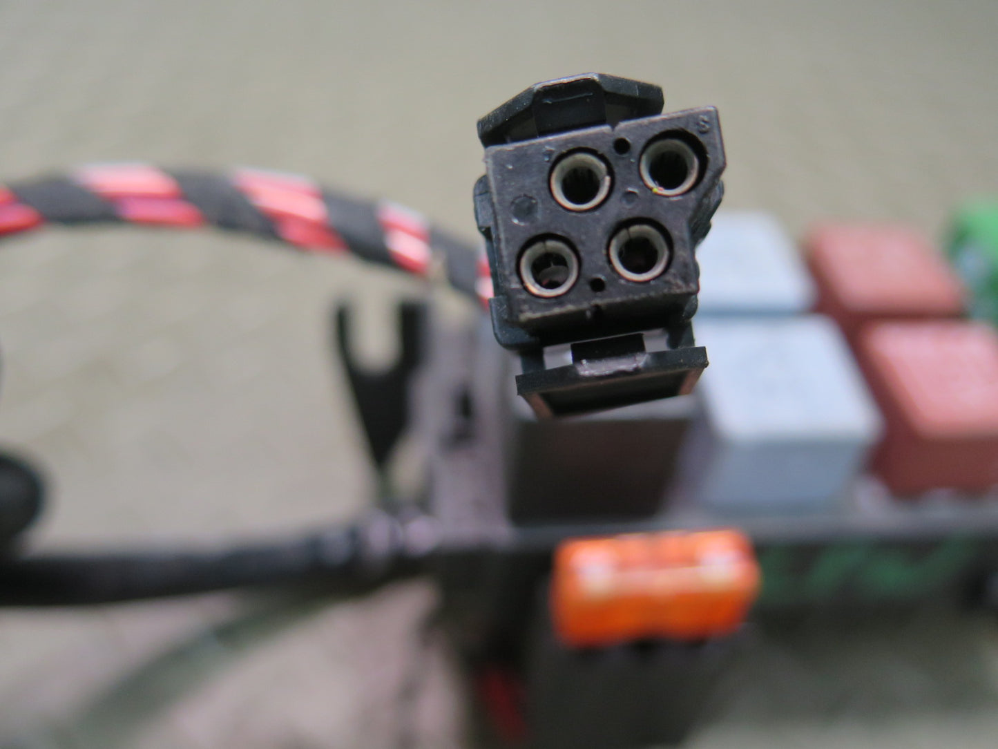 1999-2004 Porsche 911 996 Fuse Relay Box Module