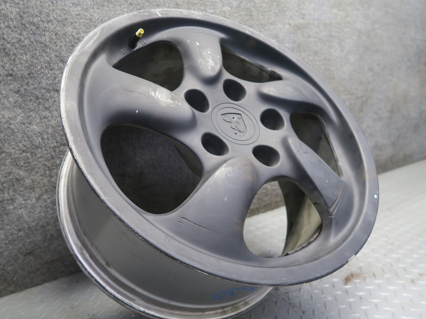 1999-2004 Porsche 911 996 Rear Alloy R17" Wheel Rim 17x8.5 ET50 98636212605