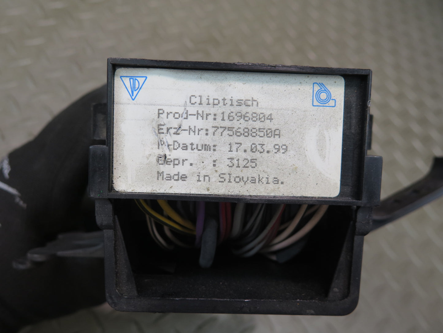 1999-2004 Porsche 911 996 Fuse Relay Box Module 99661021000