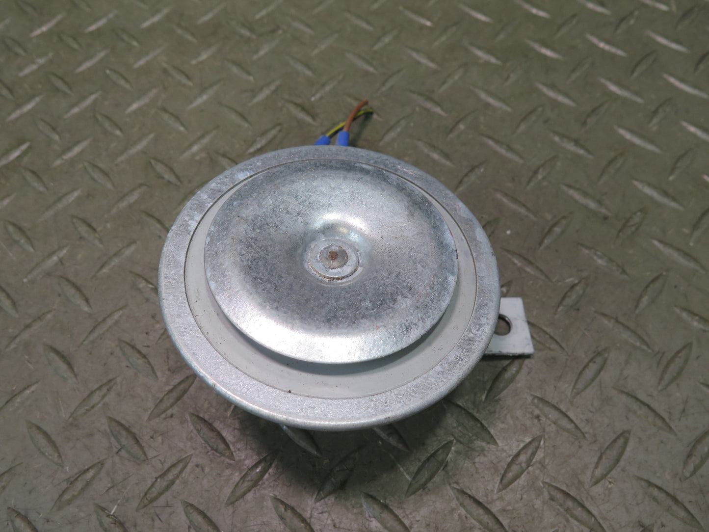 1999-2004 Porsche 911 996 Anti Theft Alarm Horn Siren