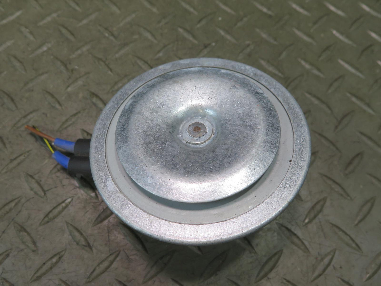 1999-2004 Porsche 911 996 Anti Theft Alarm Horn Siren