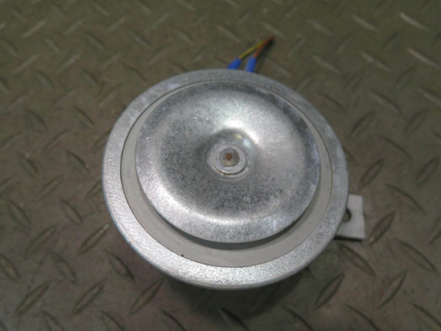 1999-2004 Porsche 911 996 Anti Theft Alarm Horn Siren