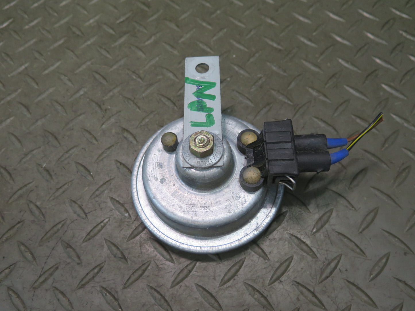 1999-2004 Porsche 911 996 Anti Theft Alarm Horn Siren