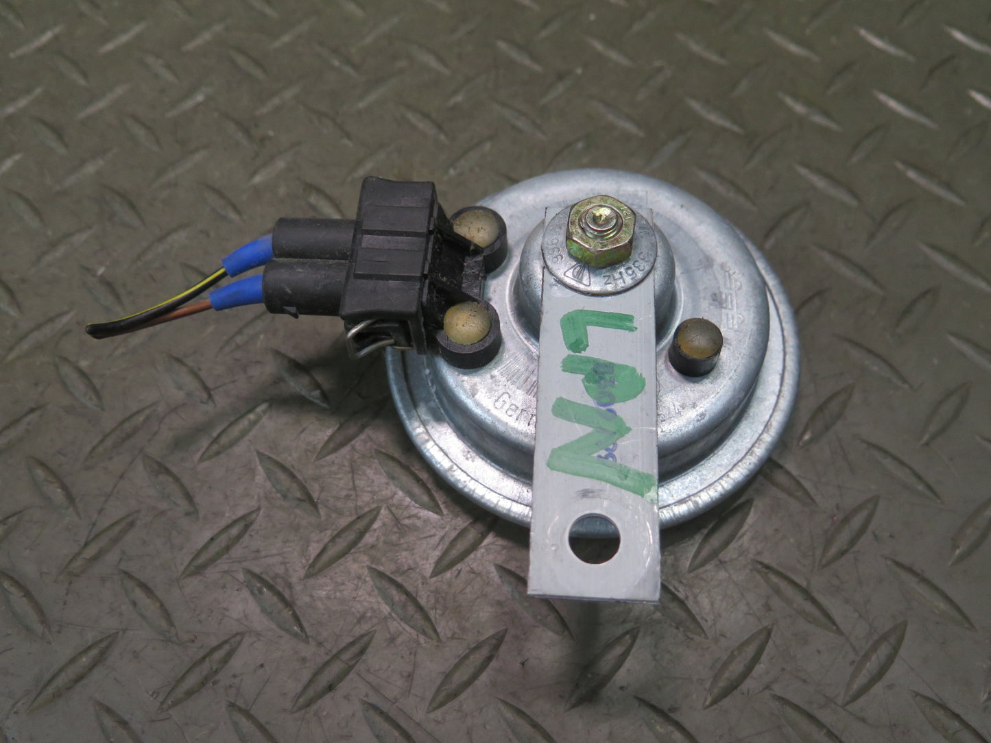 1999-2004 Porsche 911 996 Anti Theft Alarm Horn Siren