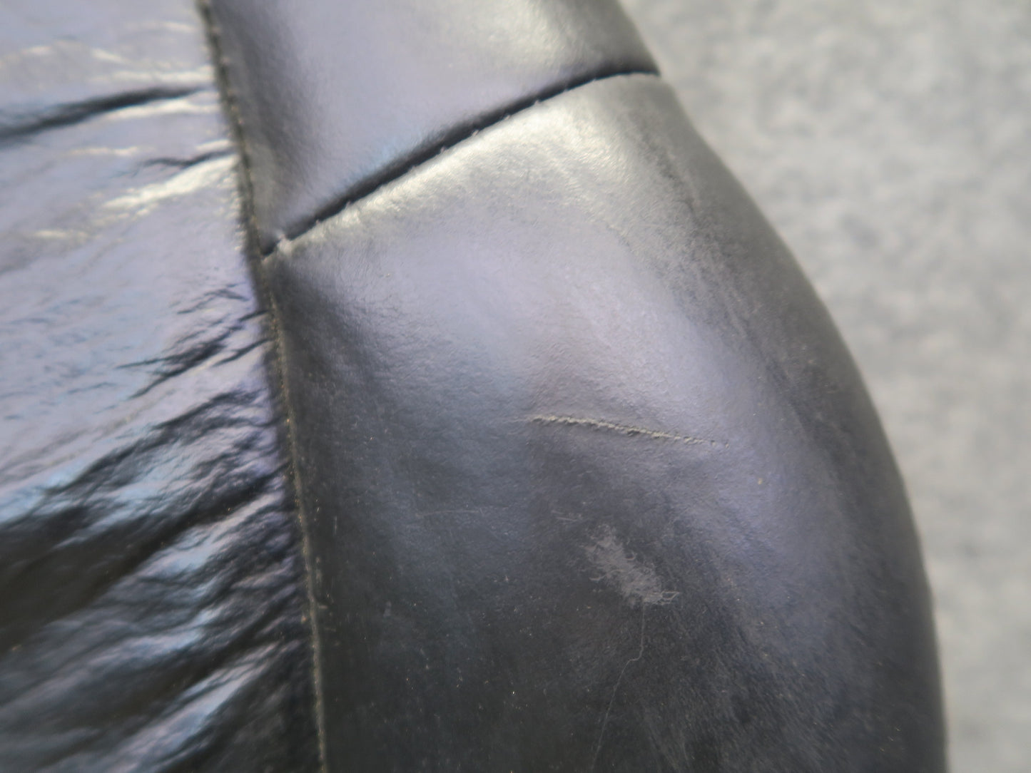 00-02 Toyota MR2 Spyder Right Passenger Leather Seat Upper Cushion Black OEM