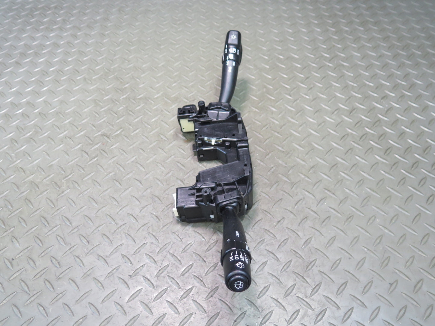 02-10 Lexus UZZ40L SC430 Steering Column Headlight Wiper Multi Switch OEM