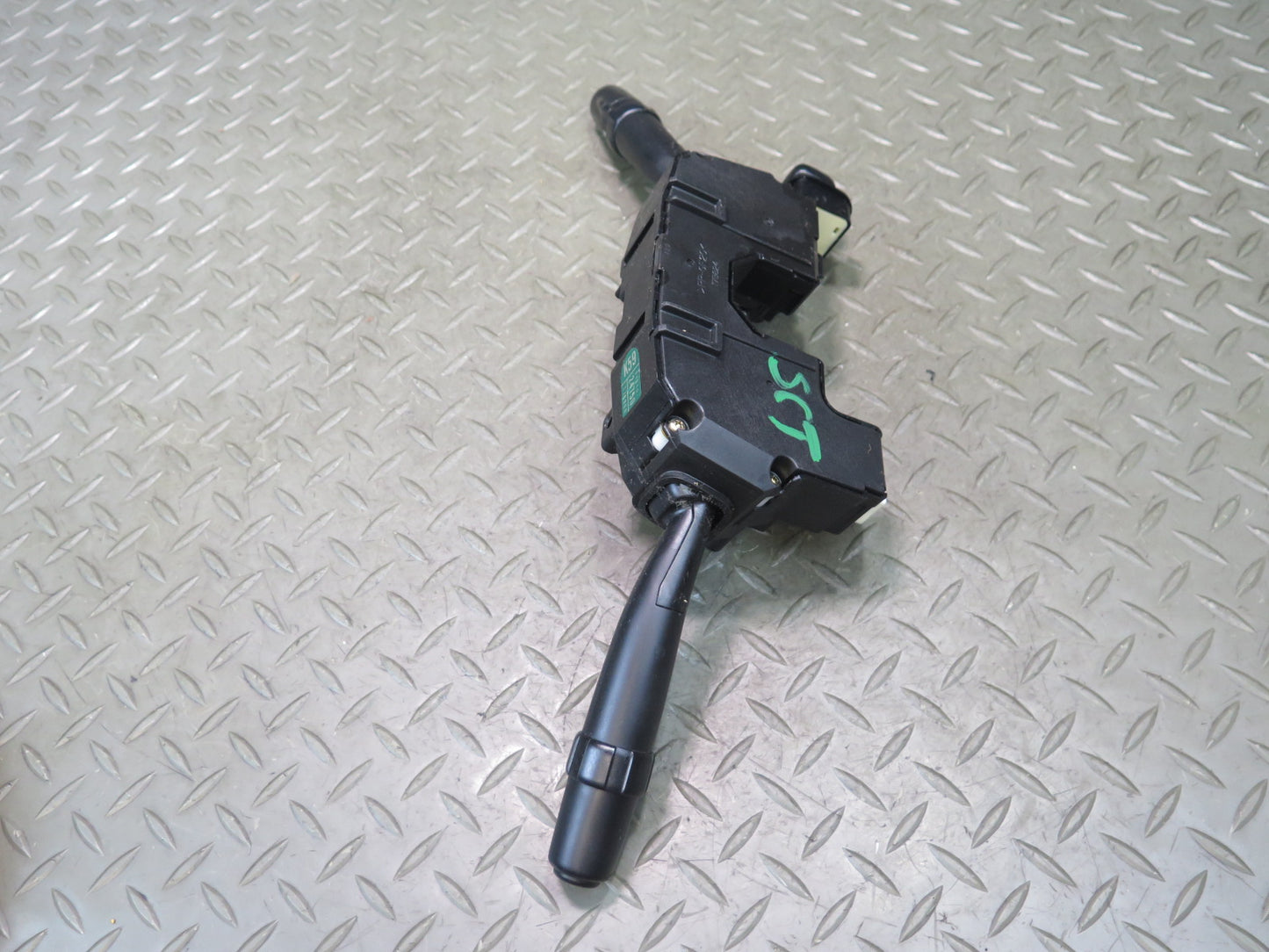 02-10 Lexus UZZ40L SC430 Steering Column Headlight Wiper Multi Switch OEM