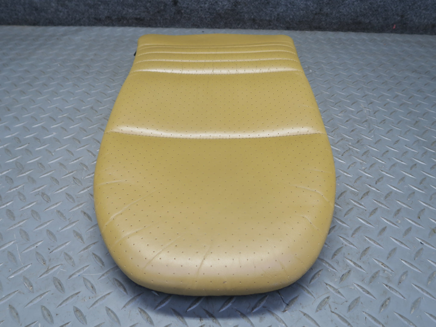 1999-2004 Porsche 911 996 Front Left Seat Upper Leather Cushion Savanna Beige