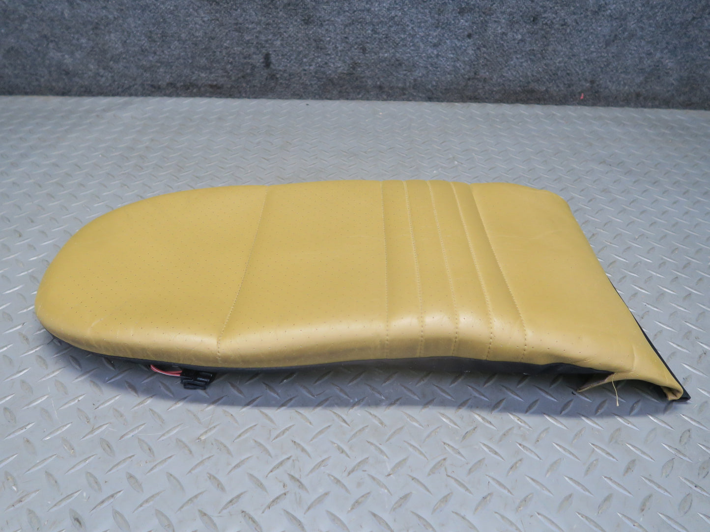 1999-2004 Porsche 911 996 Front Left Seat Upper Leather Cushion Savanna Beige