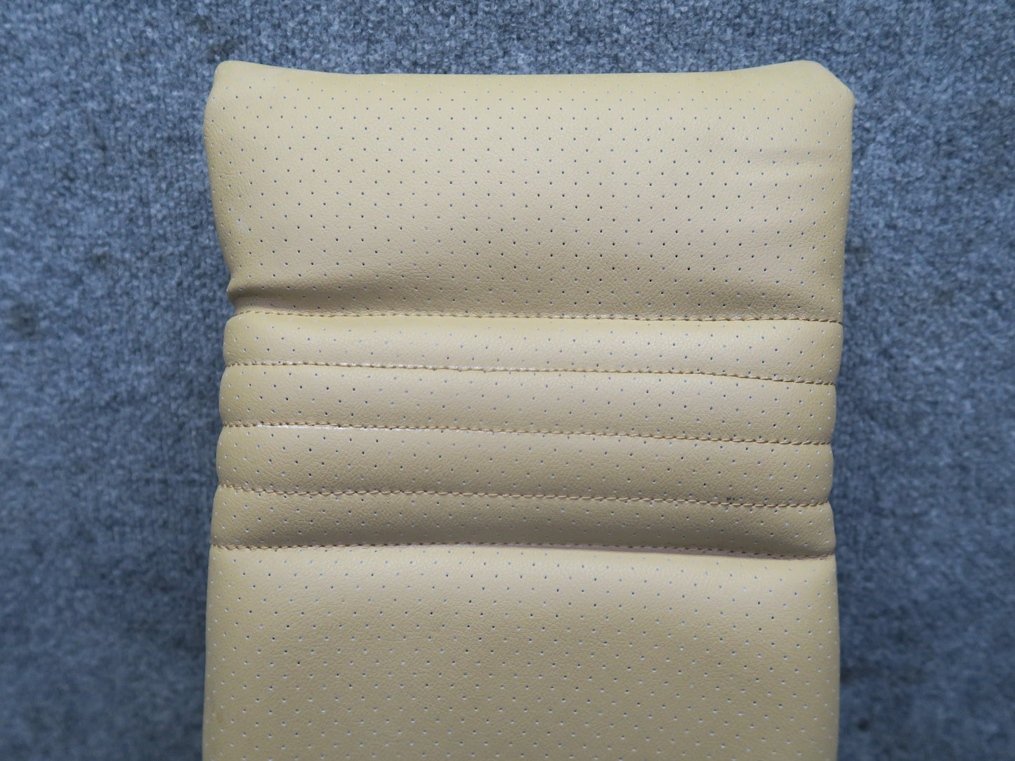 1999-2004 Porsche 911 996 Front Right Seat Upper Leather Cushion Savanna Beige
