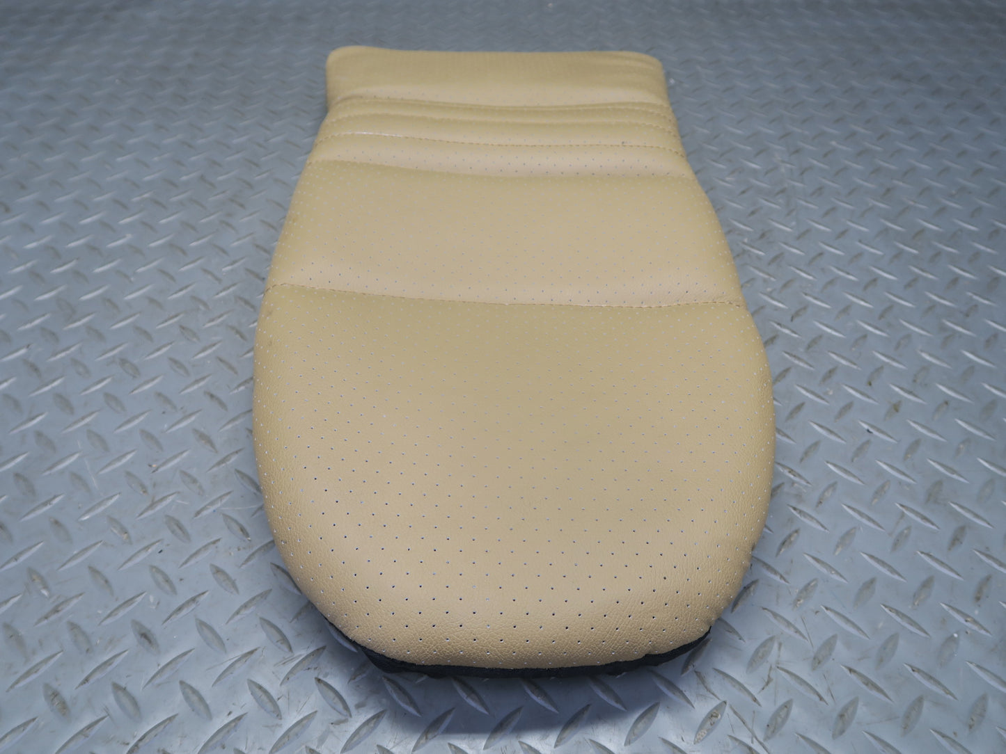 1999-2004 Porsche 911 996 Front Right Seat Upper Leather Cushion Savanna Beige