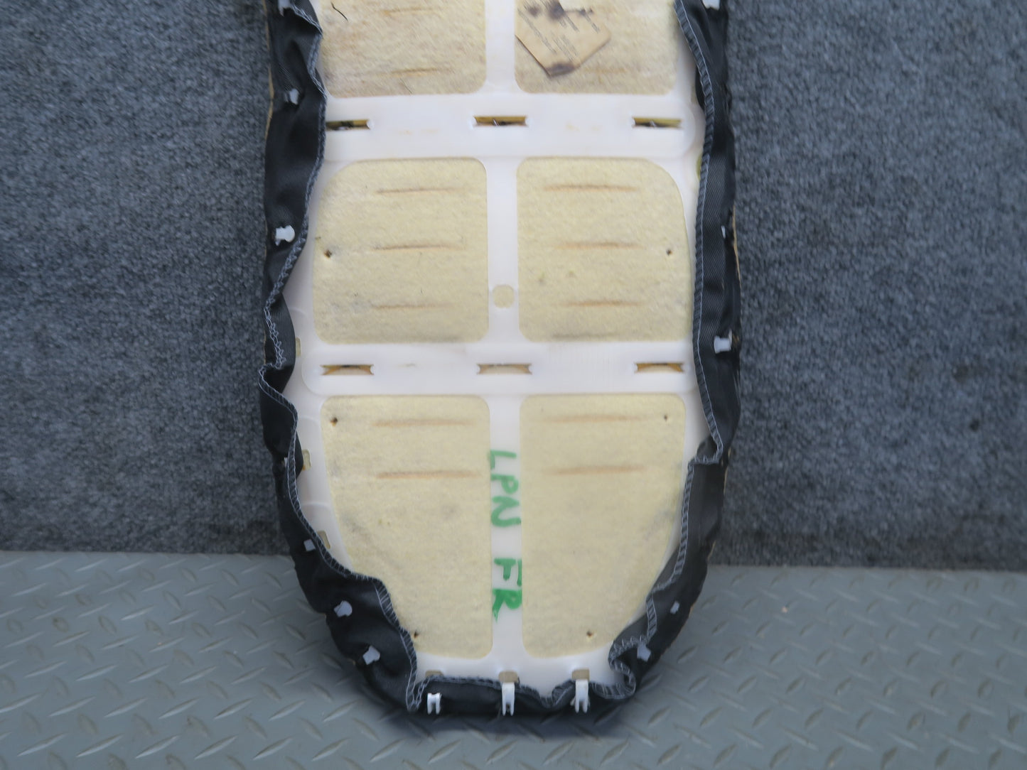 1999-2004 Porsche 911 996 Front Right Seat Upper Leather Cushion Savanna Beige