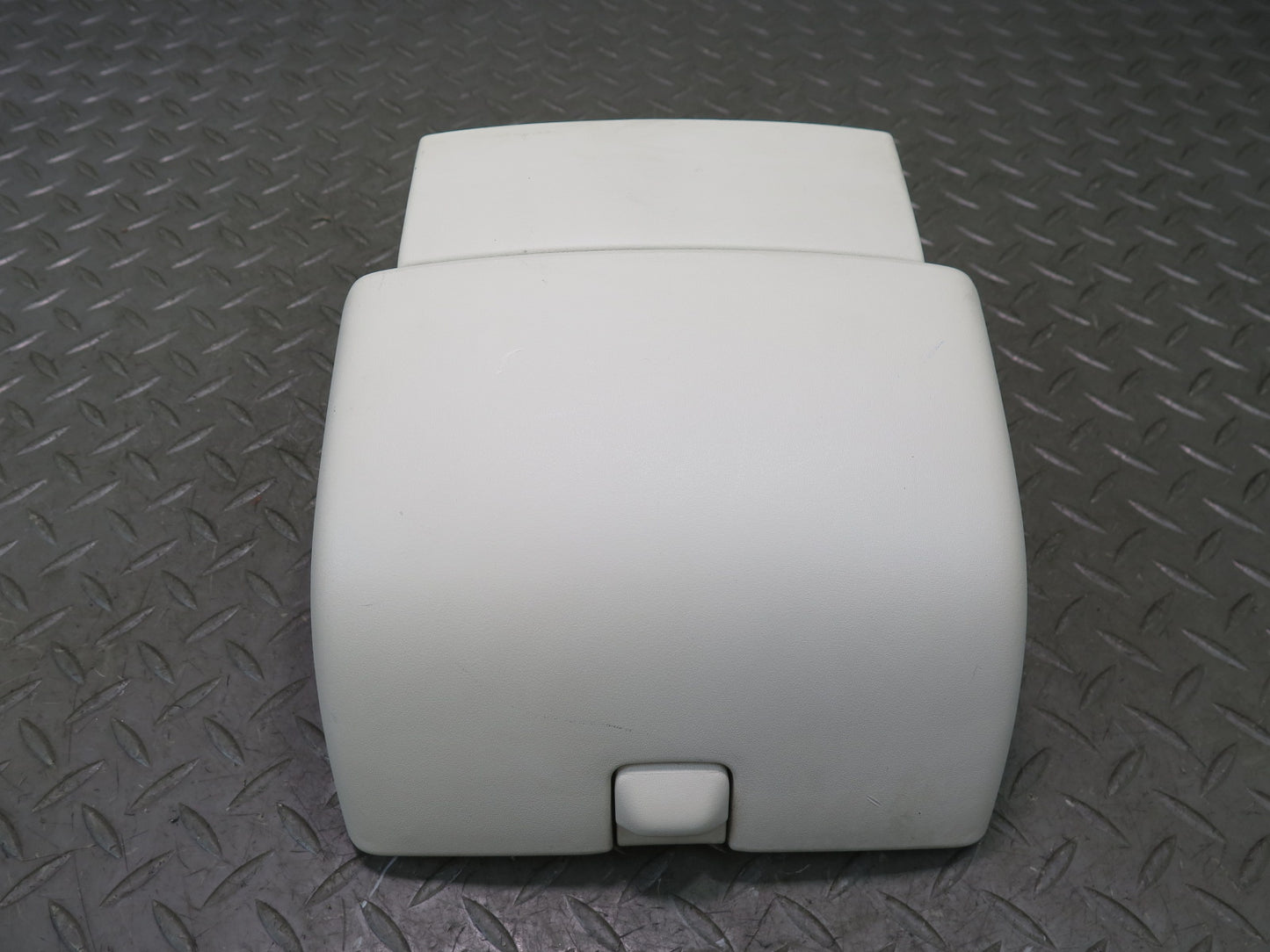 02-10 Lexus UZZ40L SC43 Rear Center Console Pocket Storage Compartment Ecru OEM