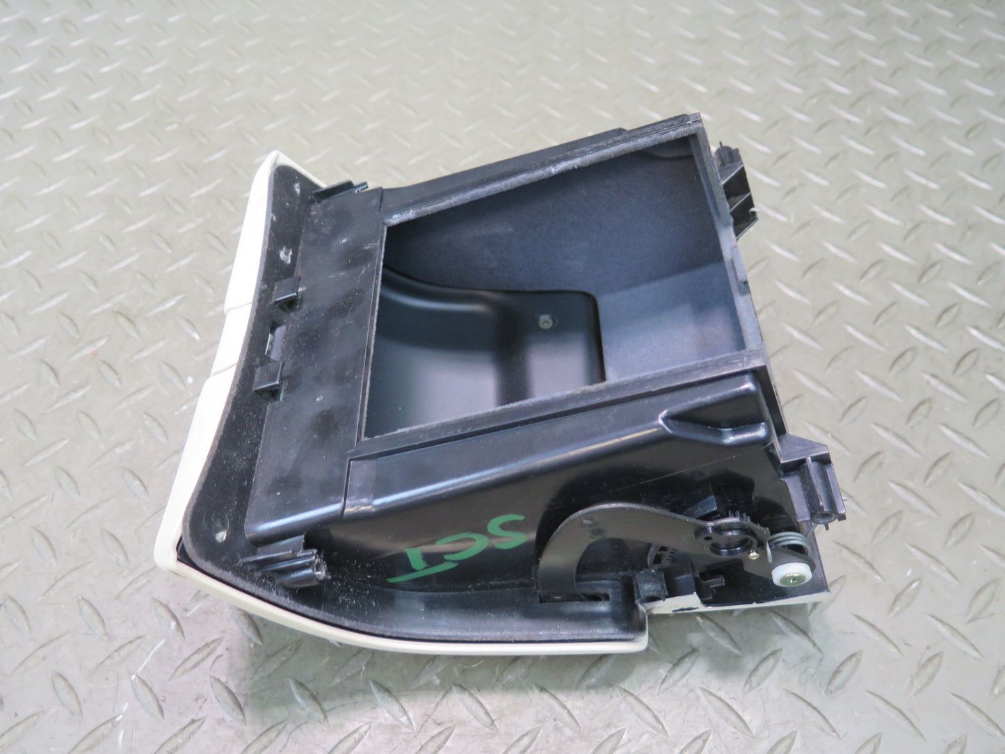02-10 Lexus UZZ40L SC43 Rear Center Console Pocket Storage Compartment Ecru OEM