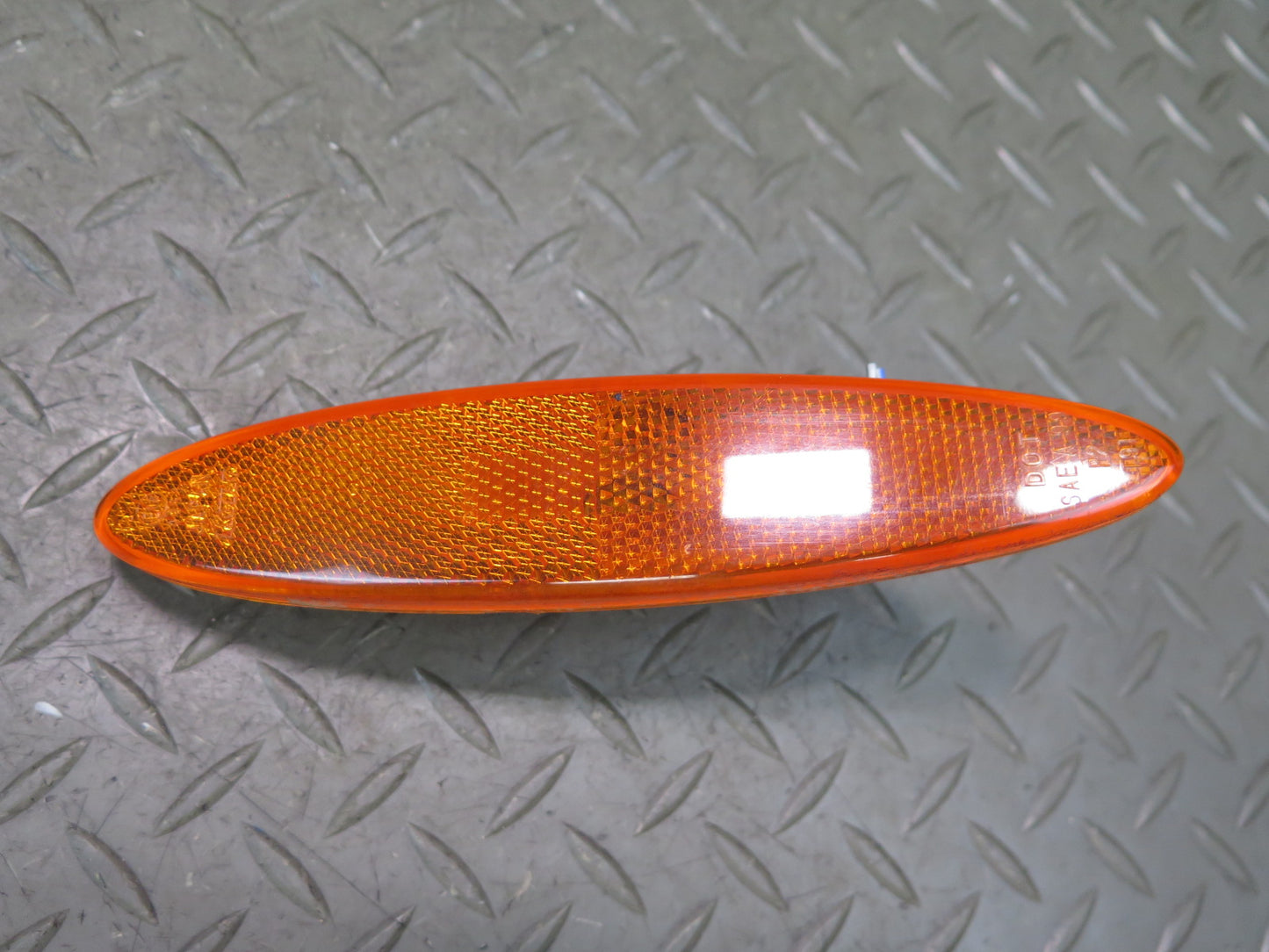 02-10 Lexus UZZ40L SC430 Set of 2 Front Left & Right Side Marker Light Lamp OEM