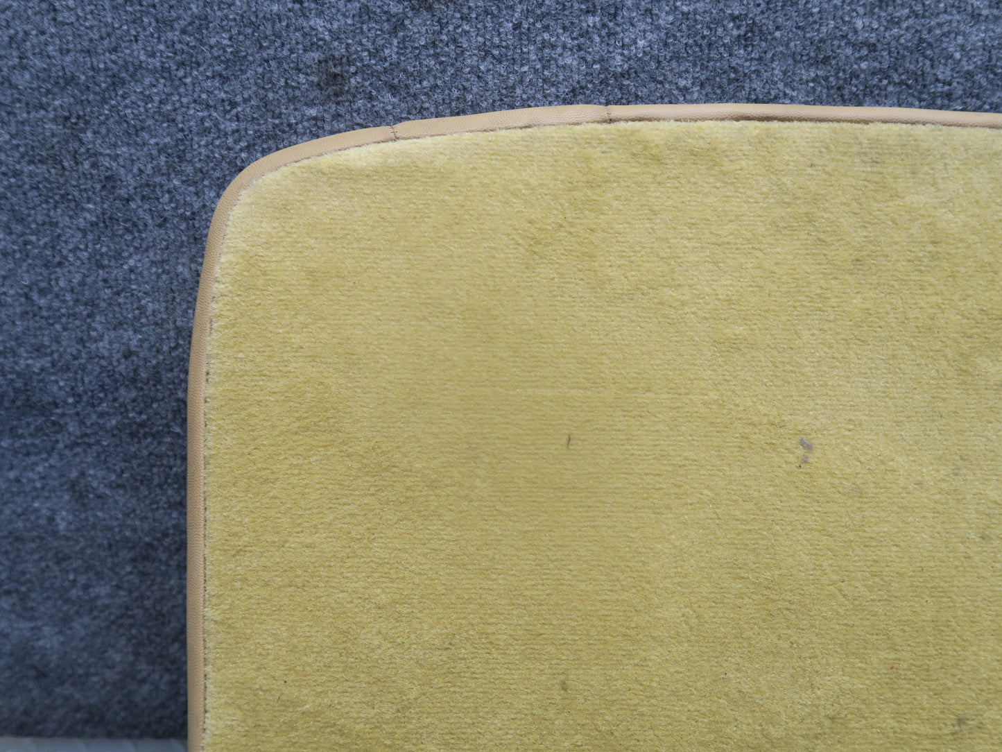 1999-2004 Porsche 911 996 Convertible Rear Right Seat Upper Leather Cushion