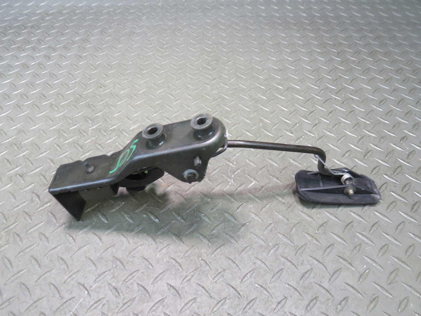 02-10 Lexus UZZ40L SC430 Gas Acceleration Throttle Pedal w Position Sensor OEM