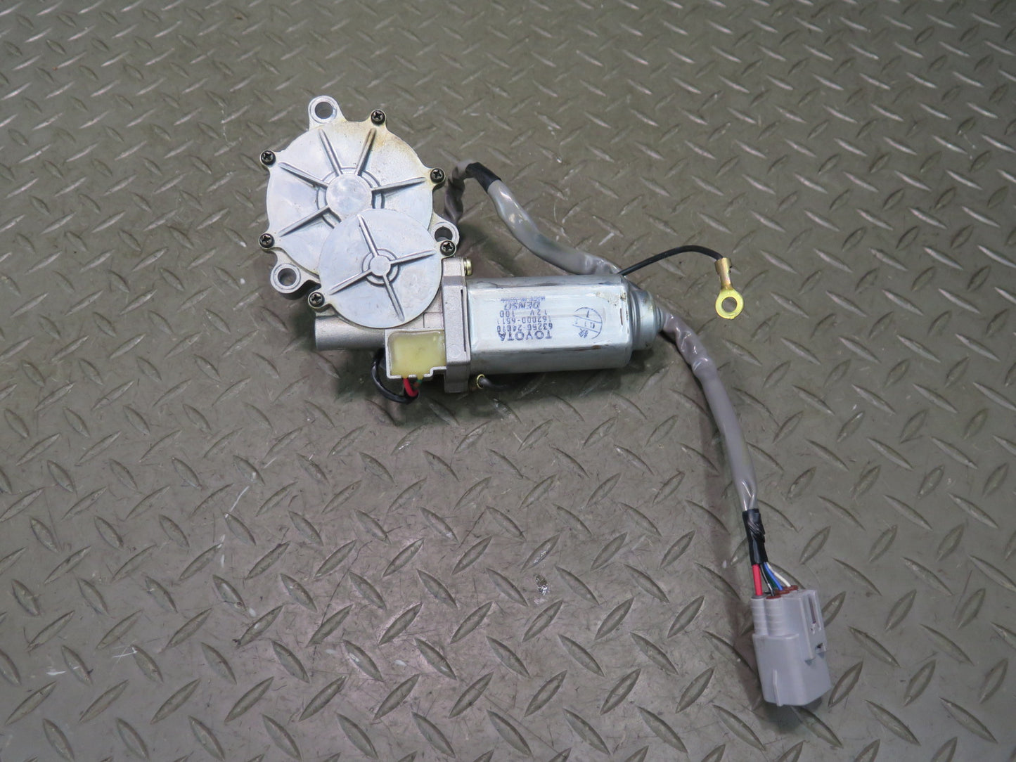 02-10 Lexus UZZ40L SC430 Convertible Rear Left TOP Roof Hinge Drive Motor OEM