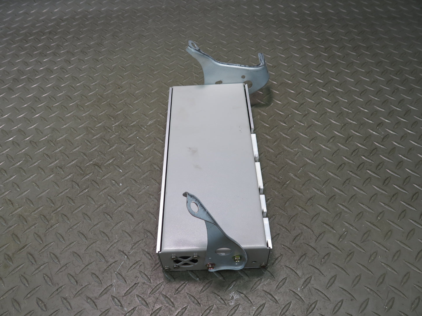 02-10 Lexus UZZ40L SC430 Mark Levinson Stereo Amplifier AMP 86280-0W070 OEM