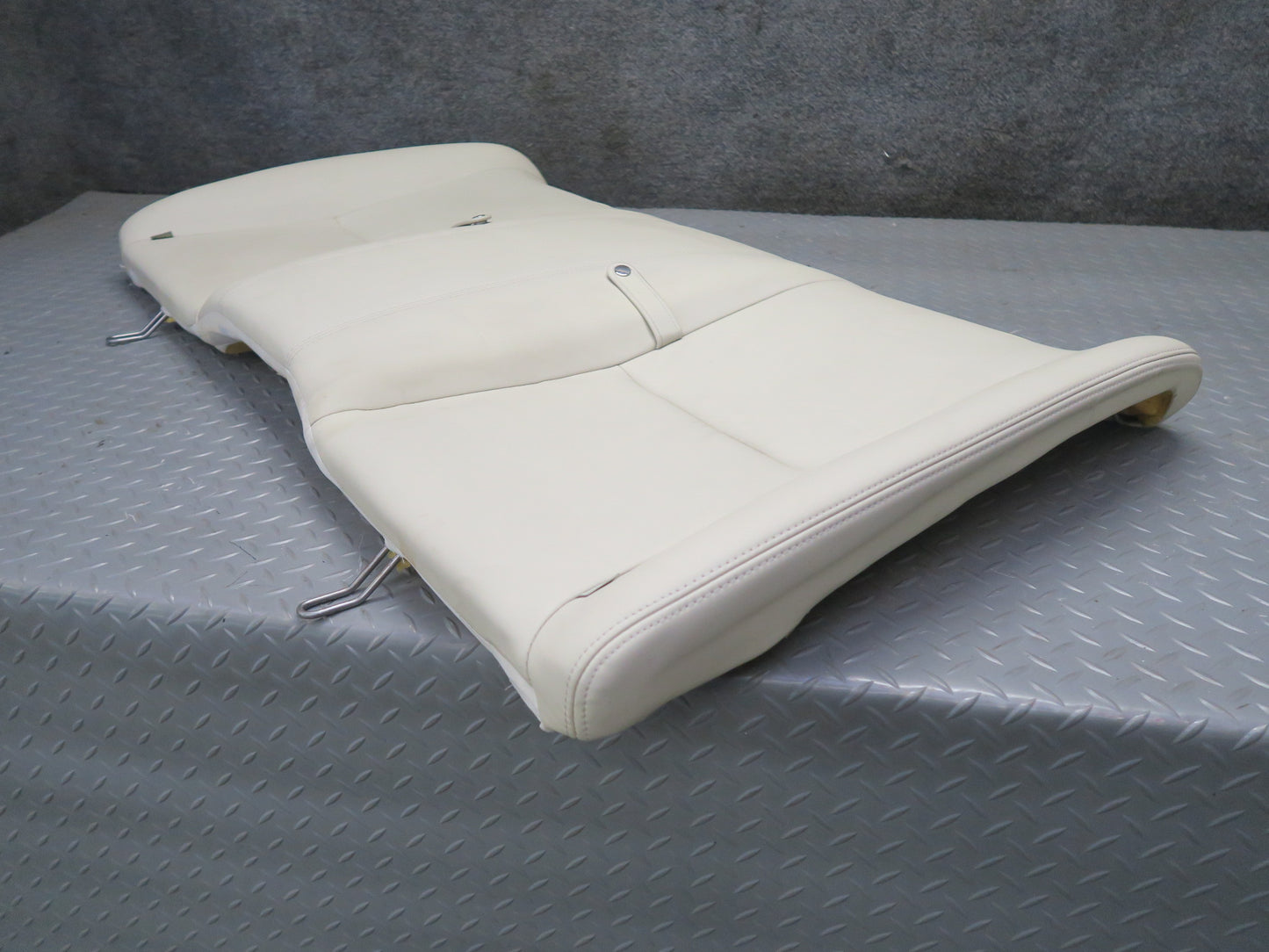 02-05 Lexus UZZ40L SC430 Rear Upper & Lower Leather Seat w Headrest Ecru OEM