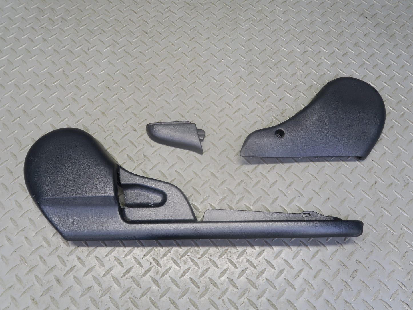 00-05 Toyota MR2 Spyder ZZW30L Right Passenger Seat Trim Cover Panel Set OEM