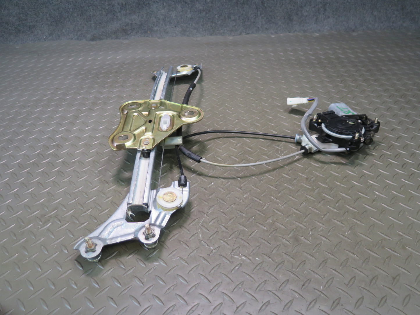 02-10 Lexus UZZ40L SC430 Front Left Driver Door Window Regulator w Motor OEM