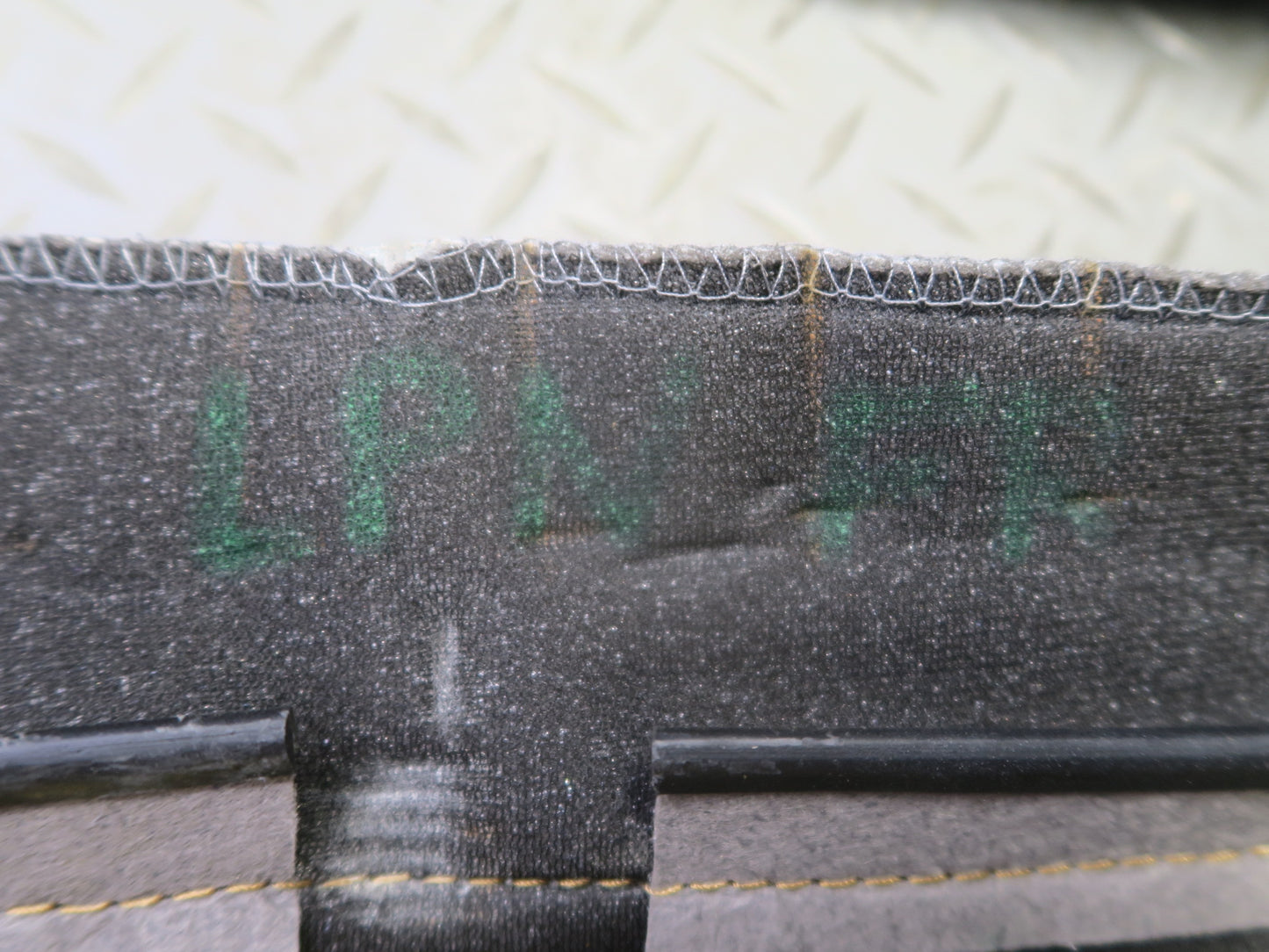 1999-2004 Porsche 911 996 Front Right Seat Upper Backrest Cushion Leather Cover