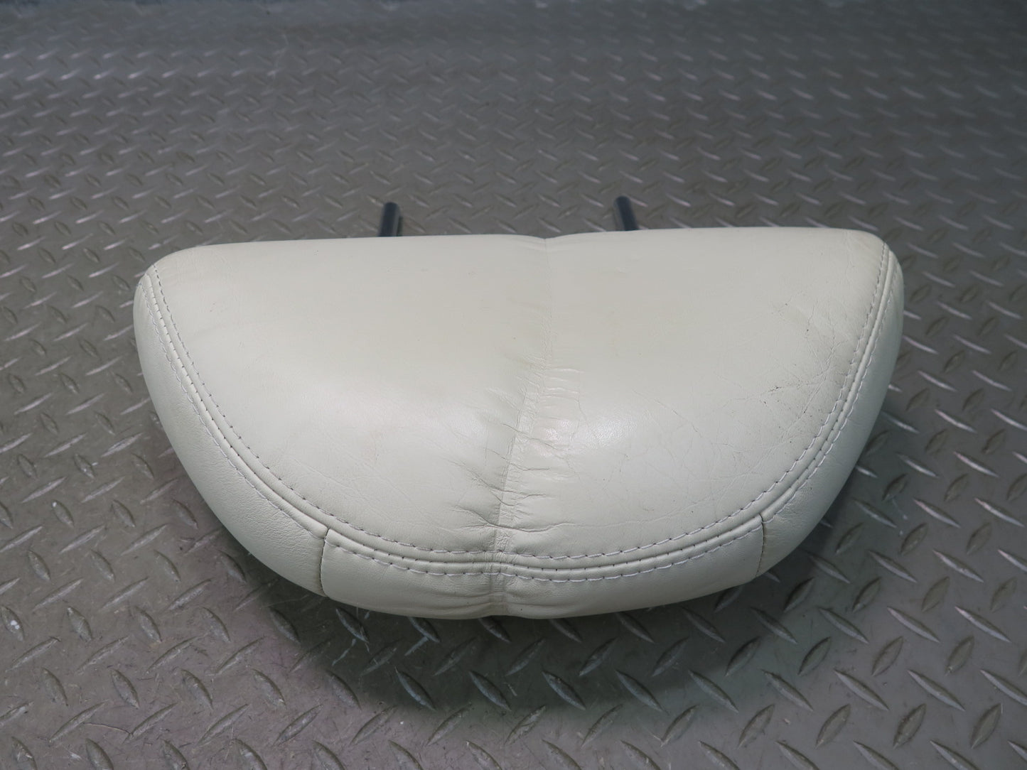 02-05 Lexus UZZ40L SC430 Set of 2 Front Left & Right Seat Headrest Ecru OEM