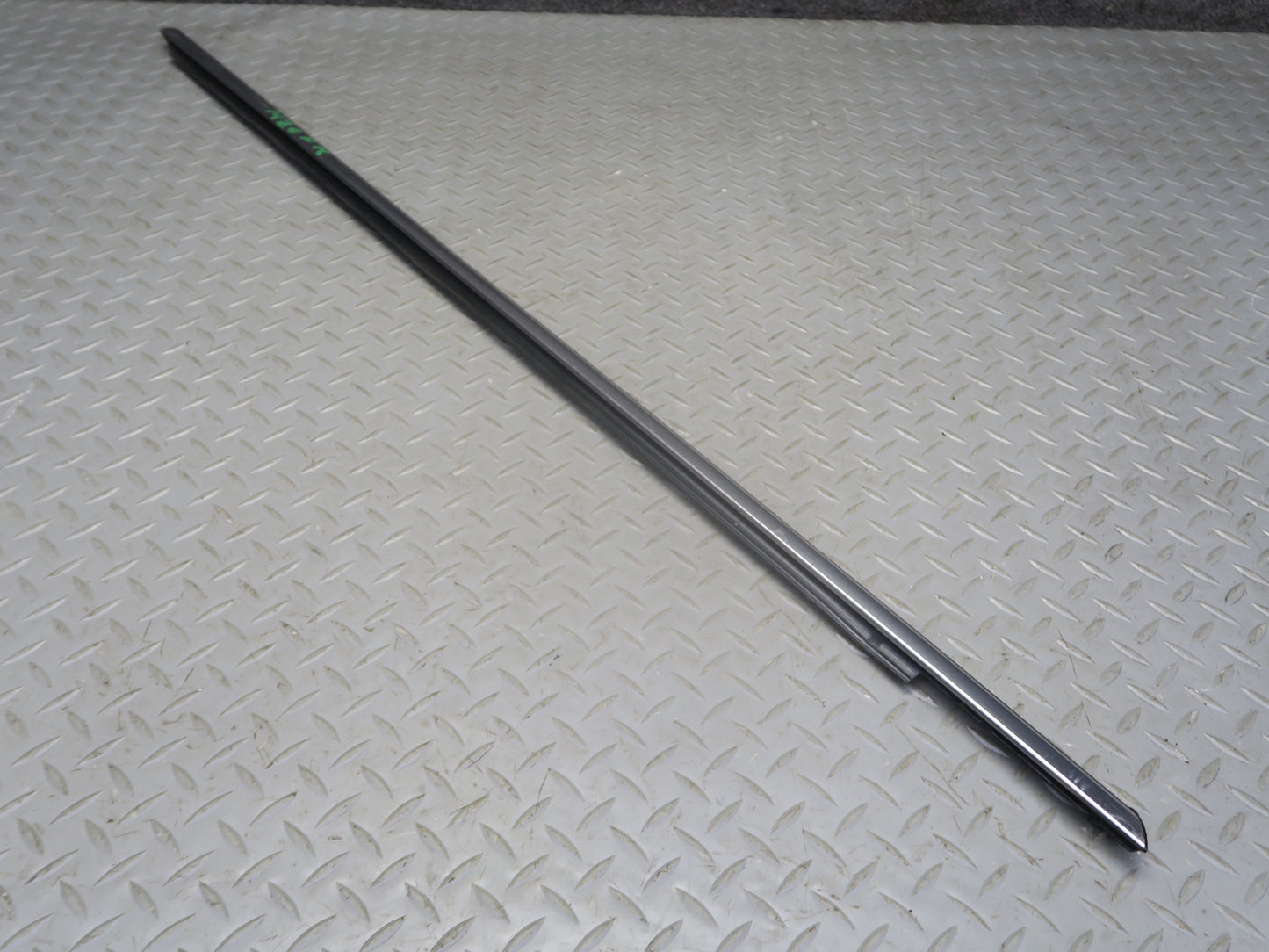 14-24 Mini F57 Convertible Right Fender Door Quarter Chrome Trim Molding Set