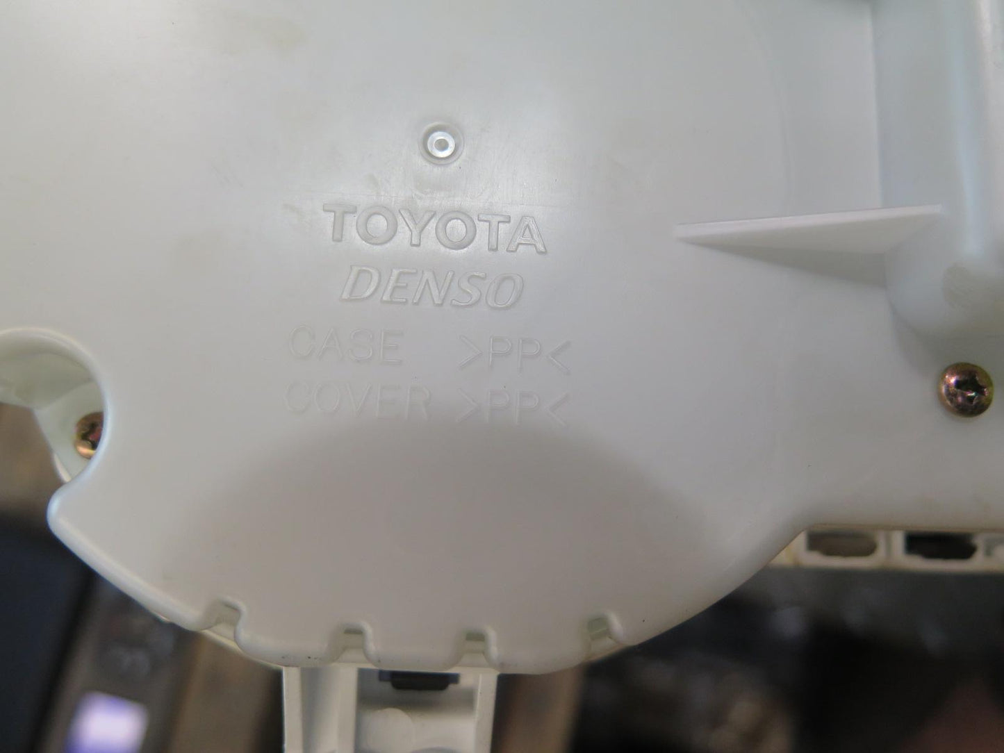 02-05 Lexus UZZ40L SC430 Instrument Cluster Gauge Speedometer 122K Miles OEM